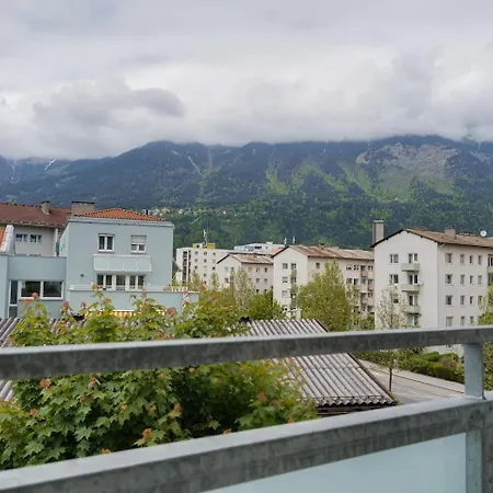 Wunderschoene Helle Apartment